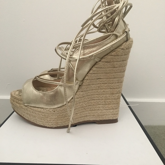 RiRi Wedges - Picture 5 of 7